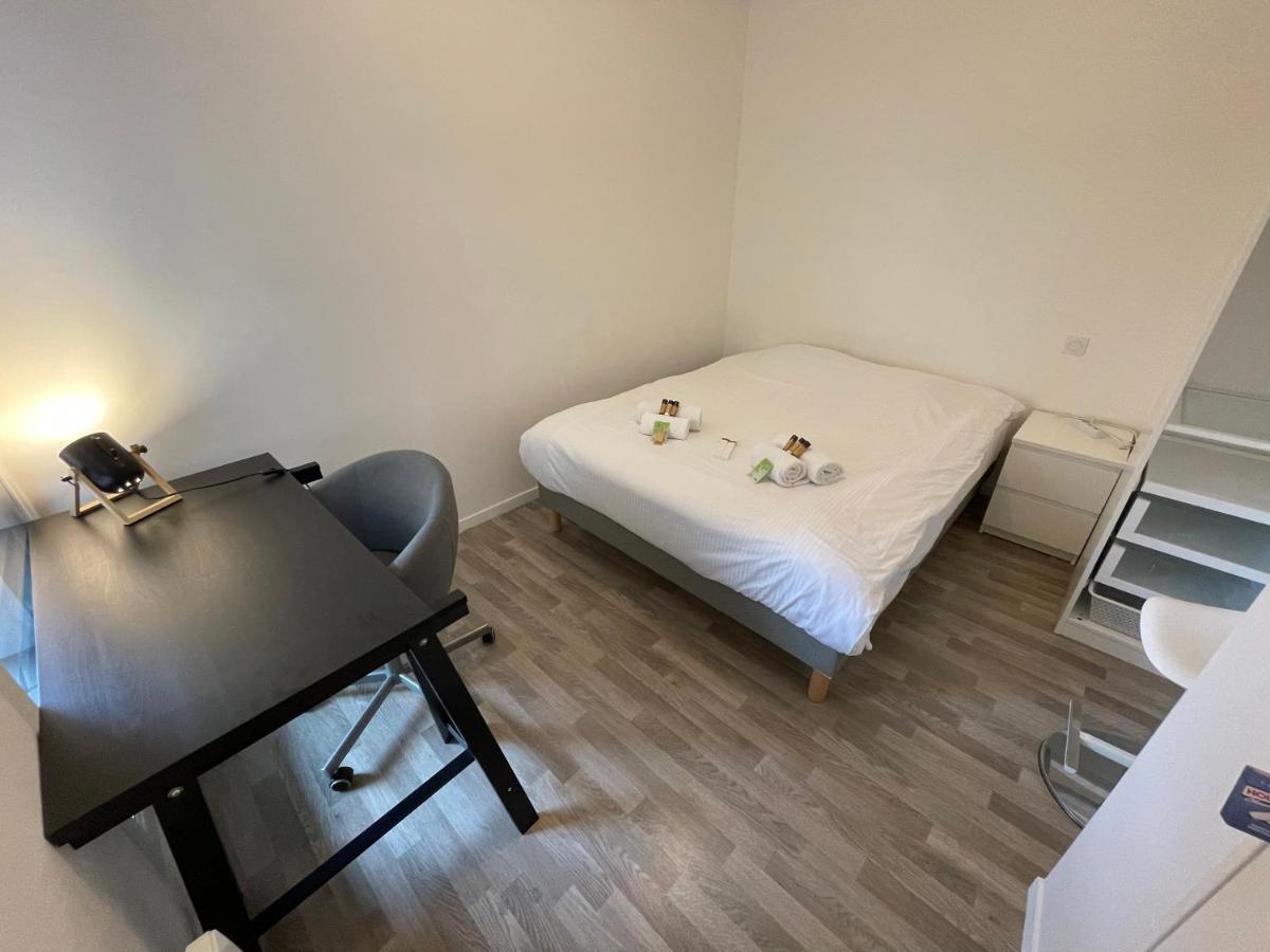 Gredi, Appt Avec Parking Et Terrasse A Caen Apartment Exterior photo